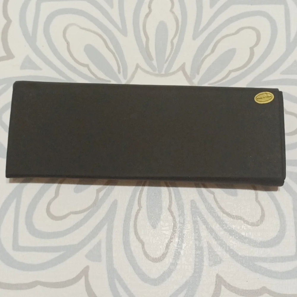 PHOEBE Eyeglasses Case flat tri fold Eyewear protection accessory